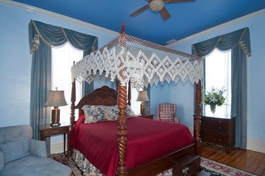 Indigo Inn Charleston Rum bild